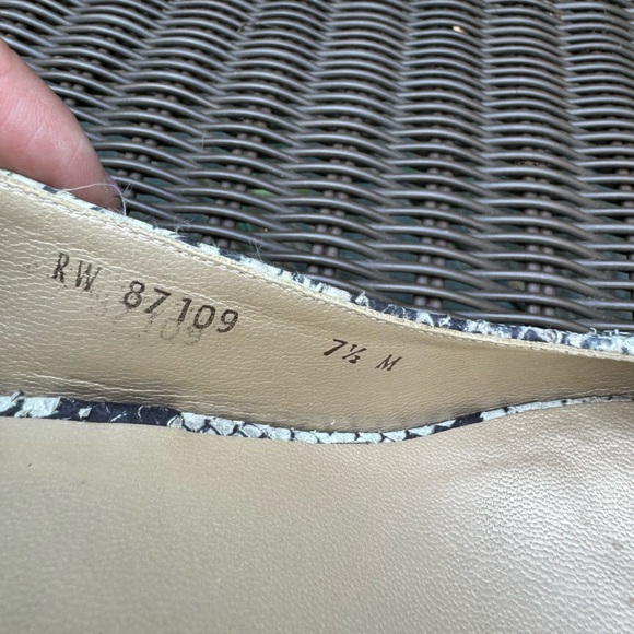 Stuart Weizman Snake Skin cork heeled open toe wedge shoes size 7.5 - Picture 5 of 9